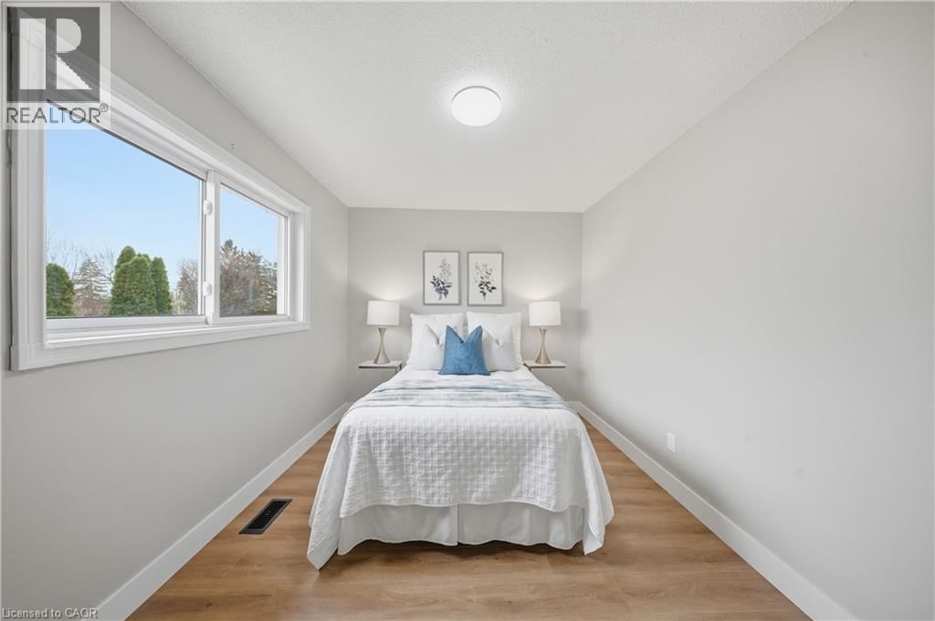 85 PROFESSOR'S LAKE PARKWAY Image 34