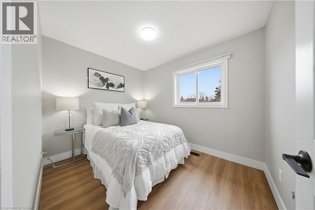 85 PROFESSOR'S LAKE PARKWAY Image 35