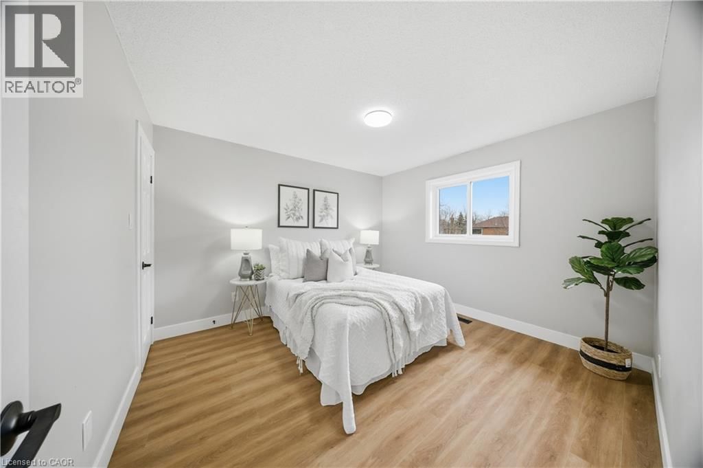 85 PROFESSOR'S LAKE PARKWAY Image 36