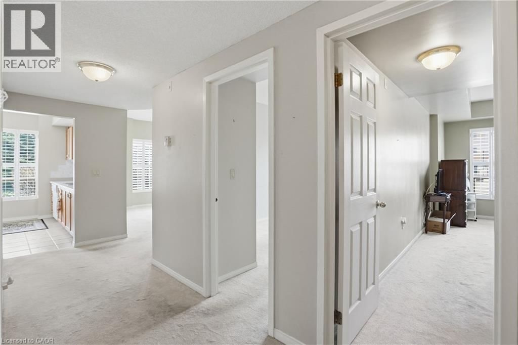 108 - 3497 UPPER MIDDLE ROAD Image 5