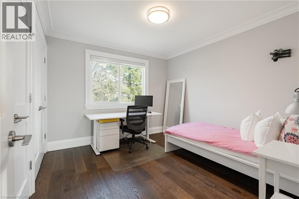 327 MACDONALD ROAD Image 22