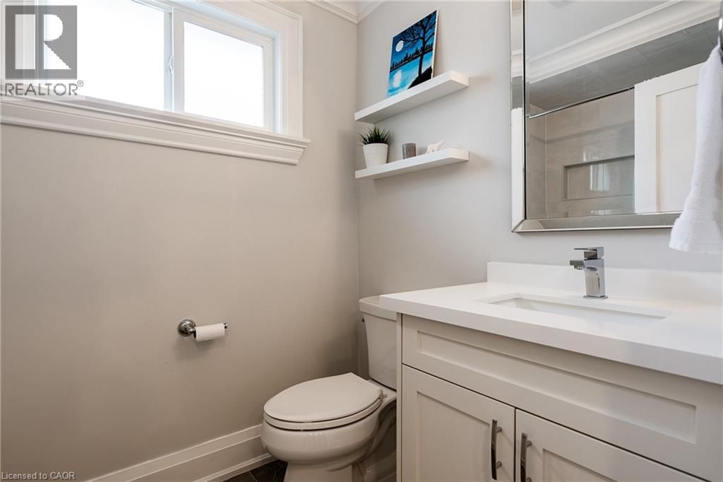 327 MACDONALD ROAD Image 23