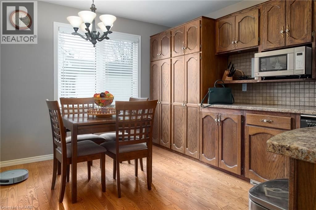 108 QUEENSWAY DRIVE Image 11