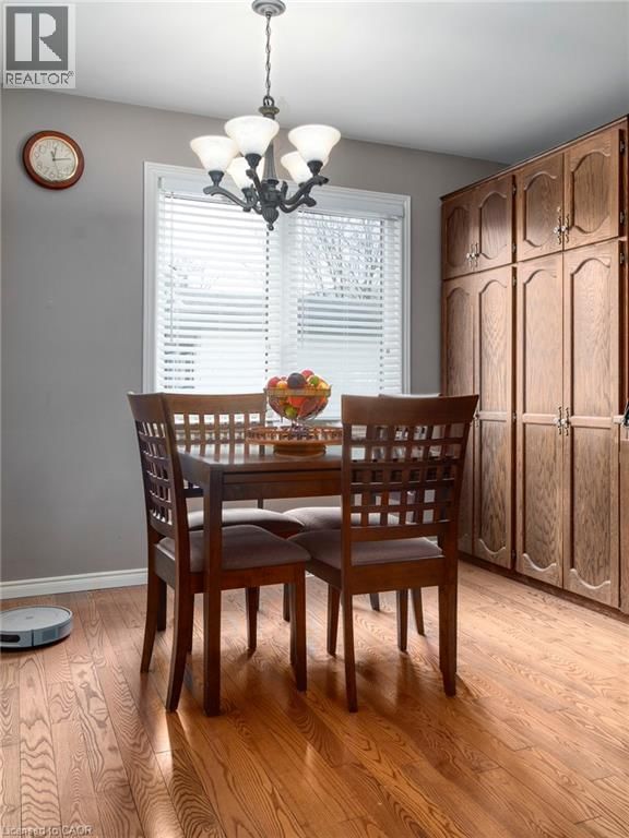 108 QUEENSWAY DRIVE Image 12