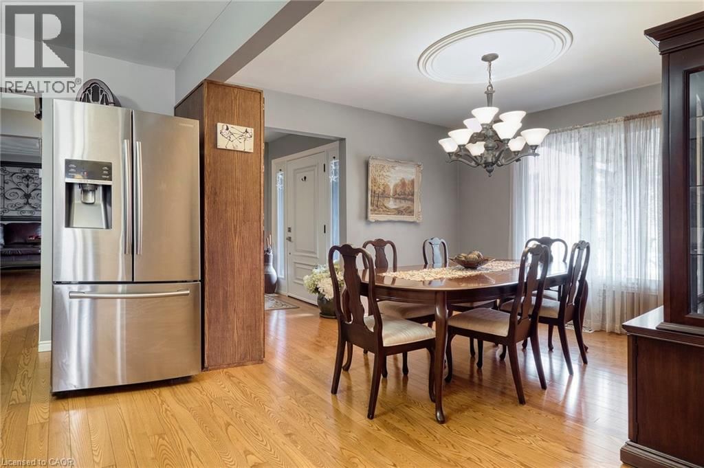 108 QUEENSWAY DRIVE Image 13