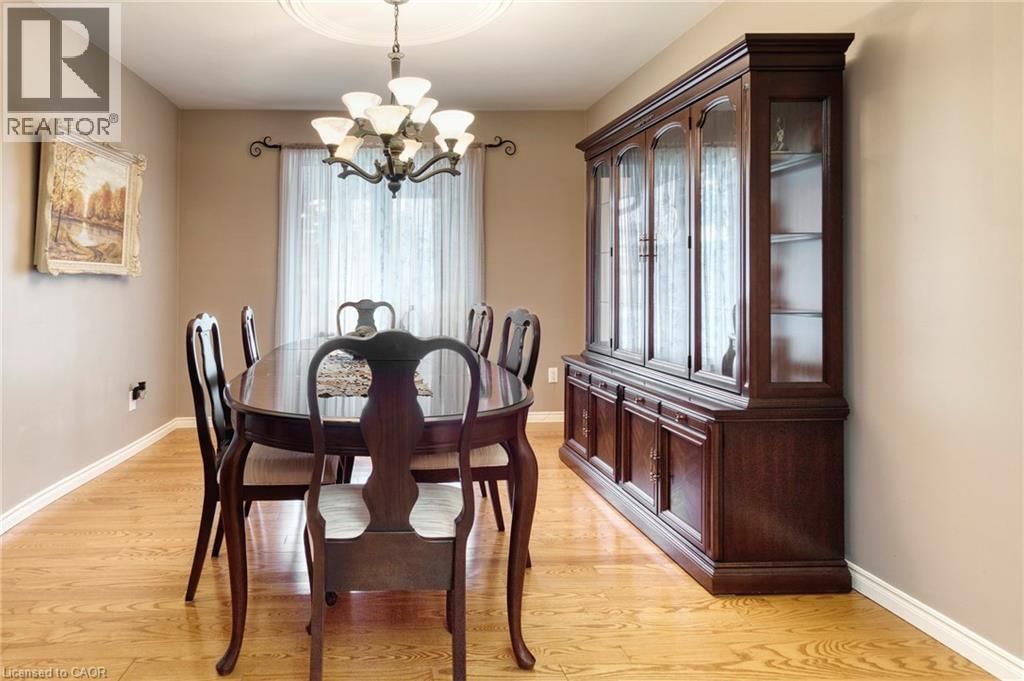 108 QUEENSWAY DRIVE Image 14