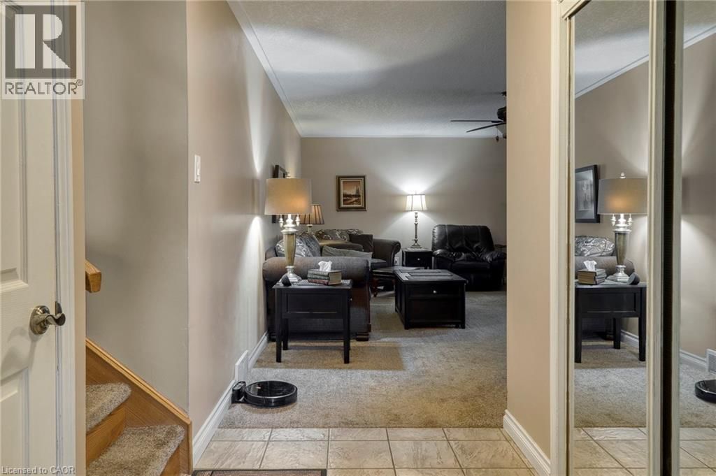 108 QUEENSWAY DRIVE Image 30