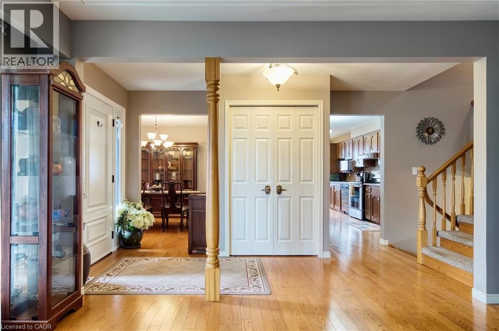 108 QUEENSWAY DRIVE Image 7