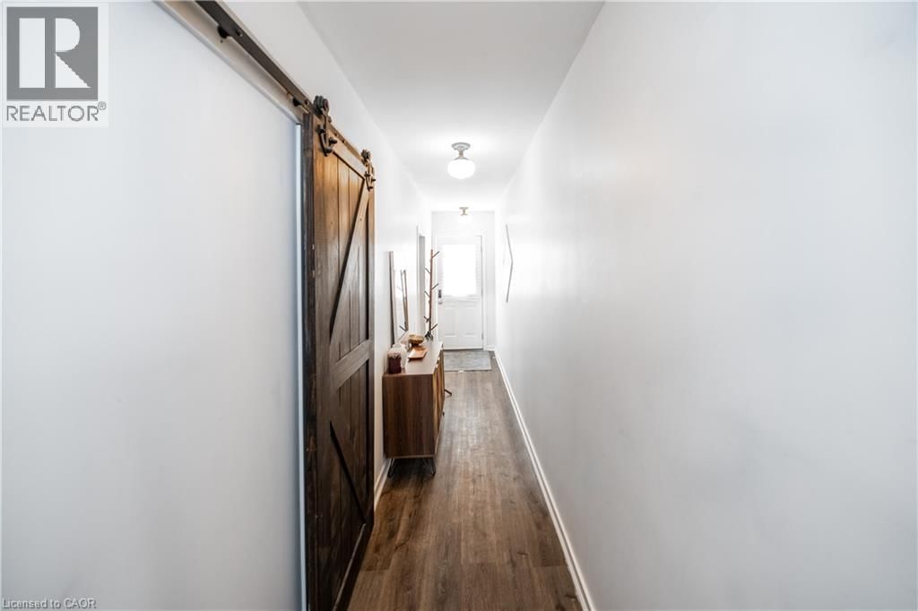 92 FREDERICK AVENUE Image 10