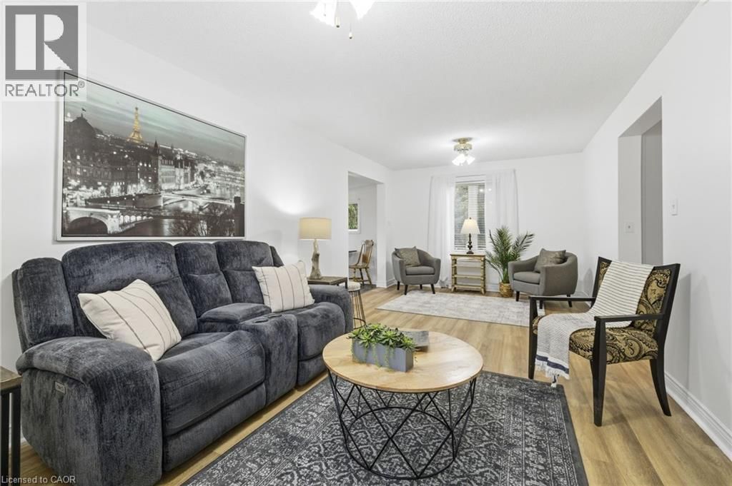 138 GLENHOLME AVENUE Image 10