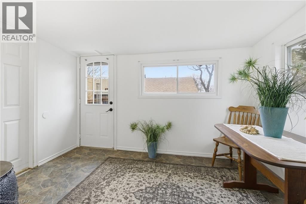 138 GLENHOLME AVENUE Image 16