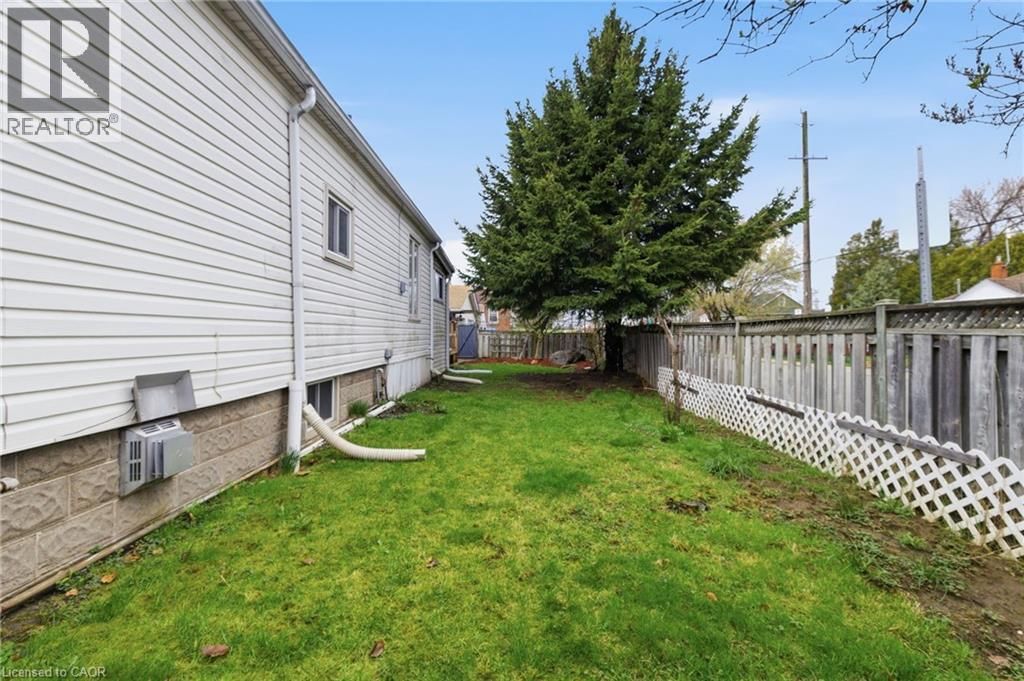 138 GLENHOLME AVENUE Image 31