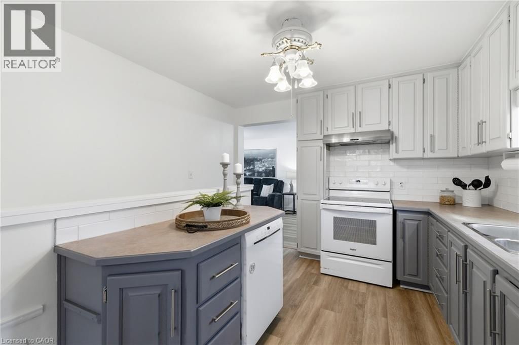 138 GLENHOLME AVENUE Image 7