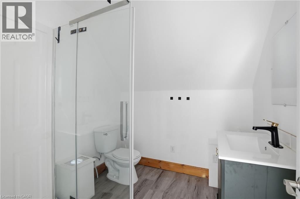 53 YOUNG ROAD Image 10