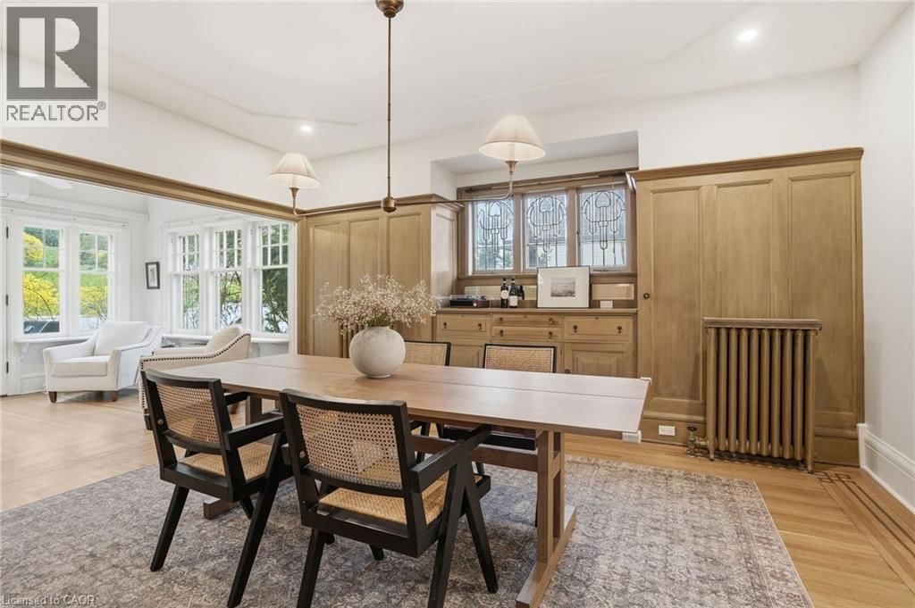 18 INGLEWOOD DRIVE Image 11