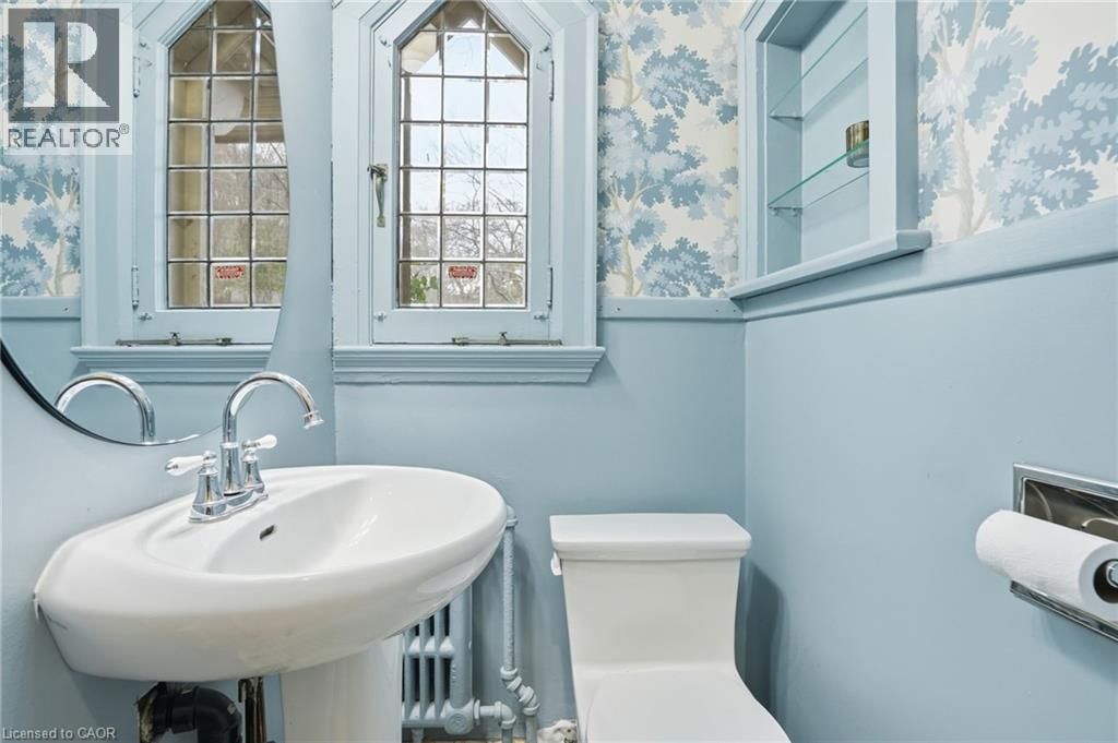 18 INGLEWOOD DRIVE Image 17