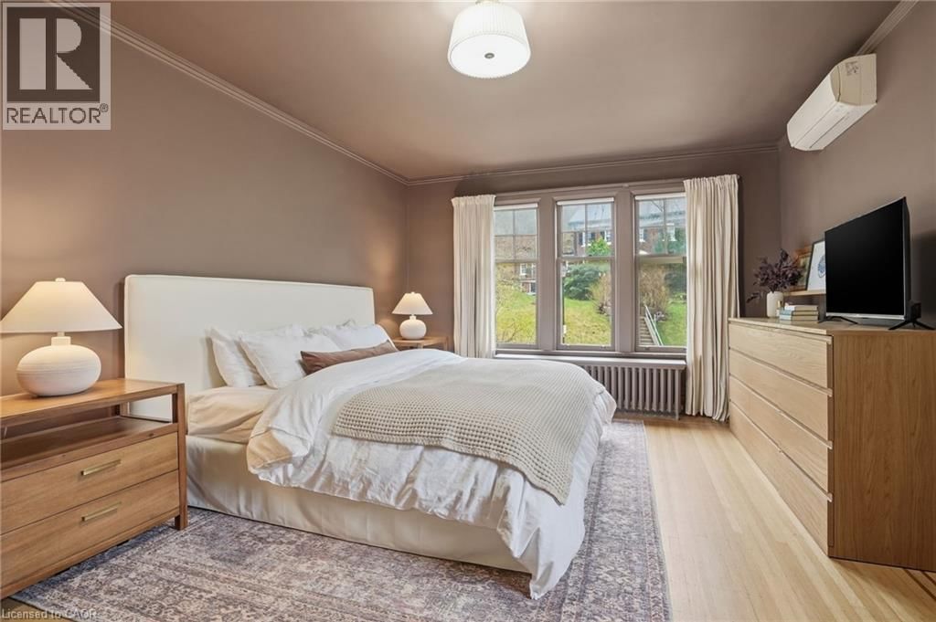 18 INGLEWOOD DRIVE Image 19