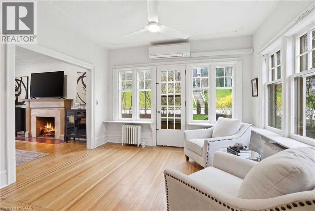 18 INGLEWOOD DRIVE Image 9