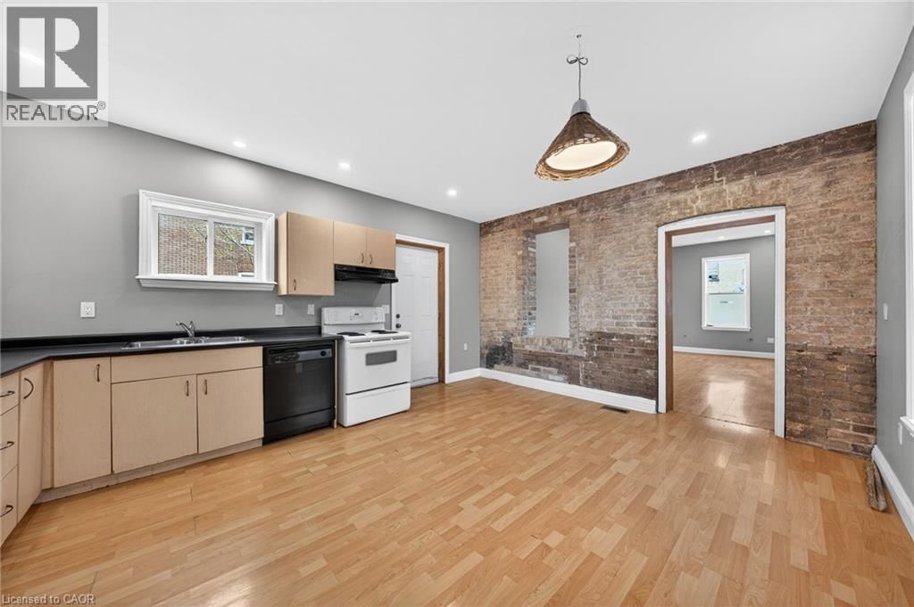 12 FLEET STREET Image 11