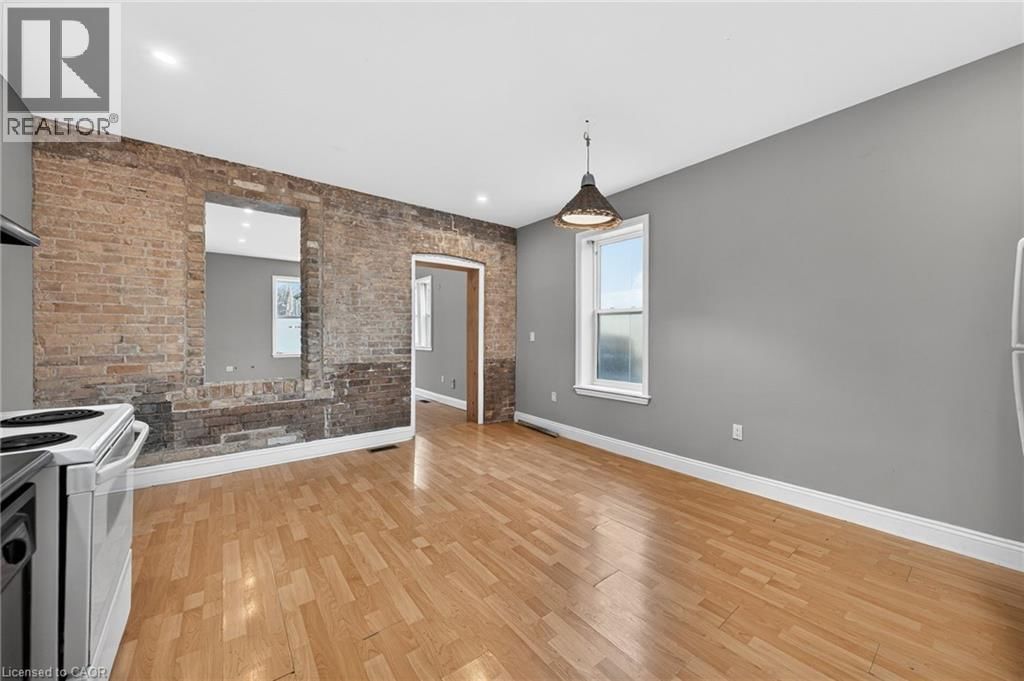 12 FLEET STREET Image 12