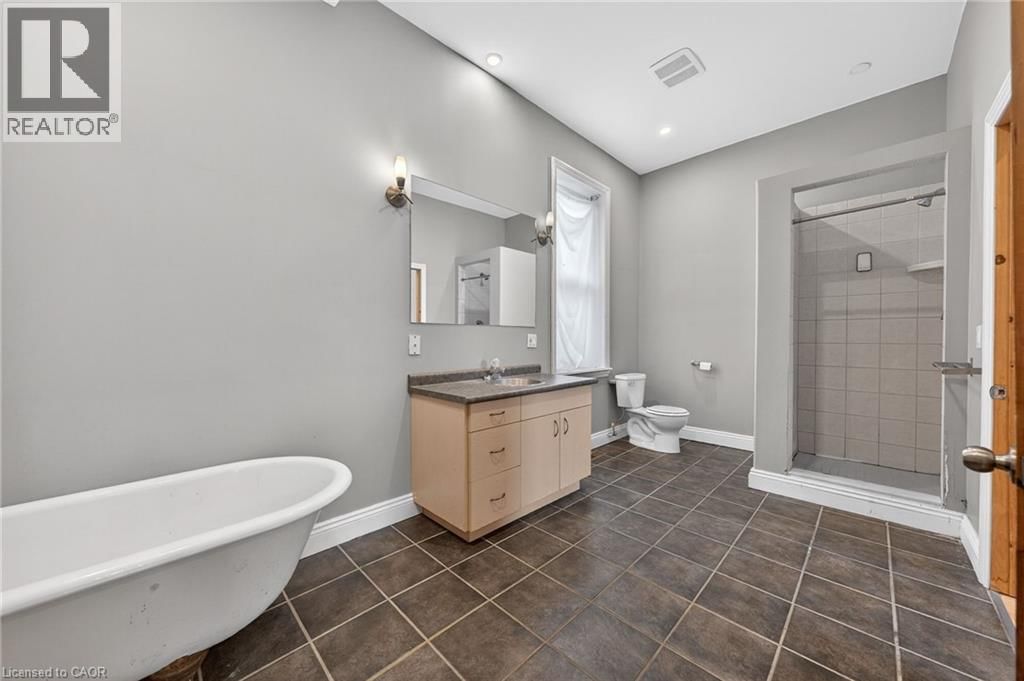 12 FLEET STREET Image 16