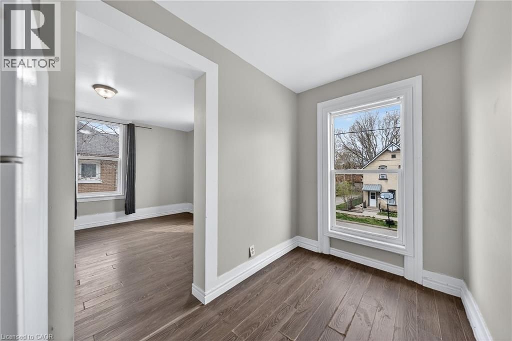 12 FLEET STREET Image 26