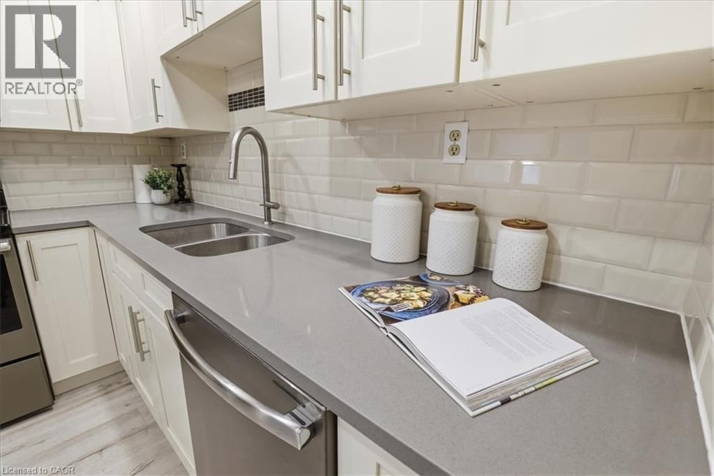 309 - 265 WESTCOURT PLACE Image 12