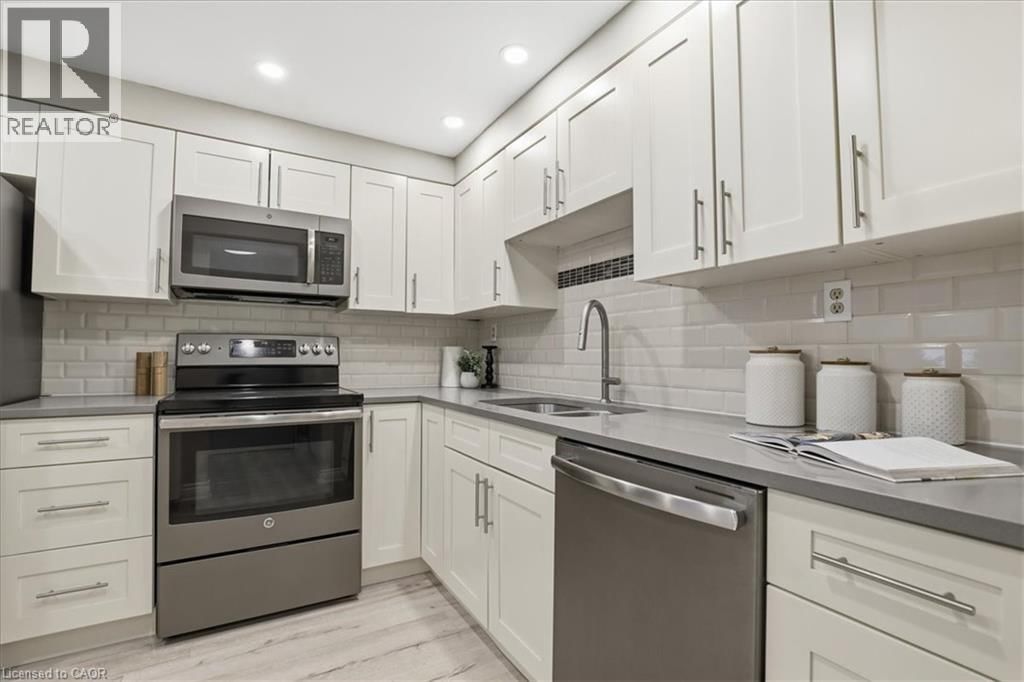 309 - 265 WESTCOURT PLACE Image 8