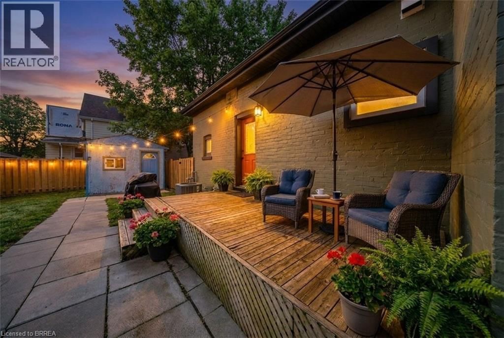 62 WALNUT STREET Image 16