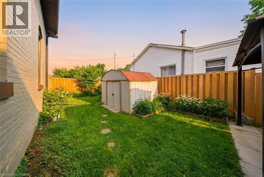 62 WALNUT STREET Image 19