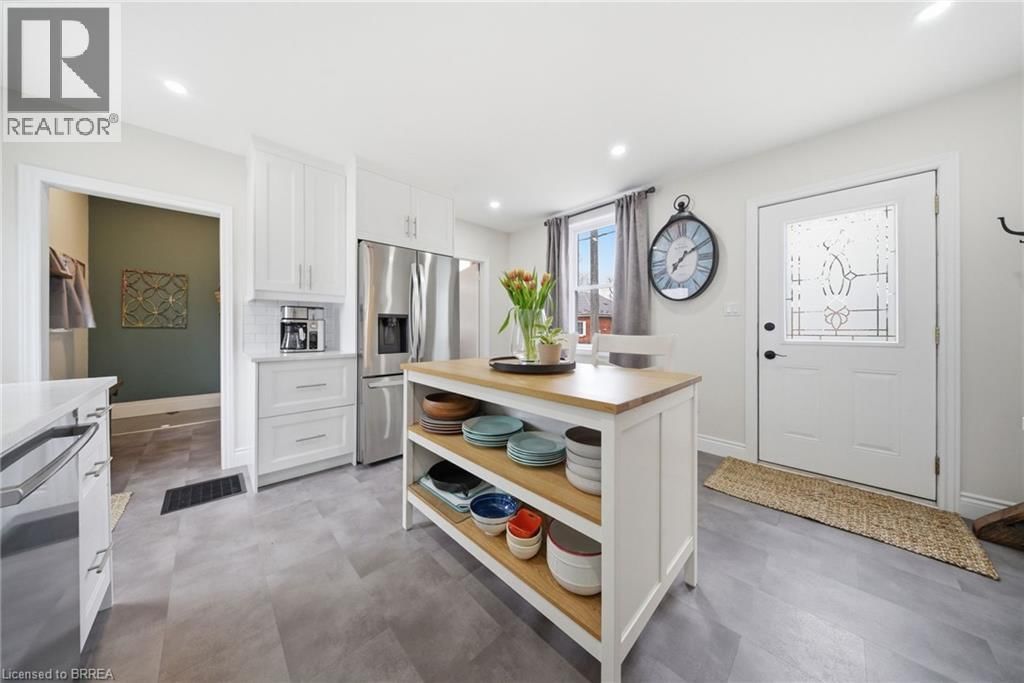 62 WALNUT STREET Image 9