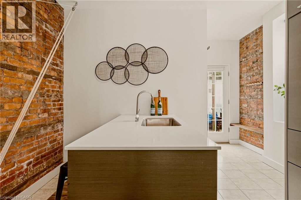 163 VICTORIA AVENUE NORTH Image 11