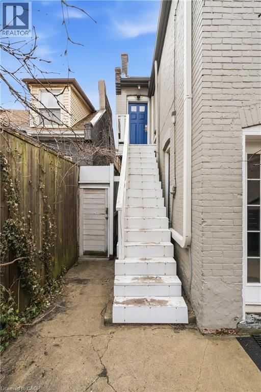 163 VICTORIA AVENUE NORTH Image 23