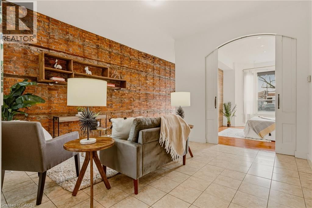 163 VICTORIA AVENUE NORTH Image 7