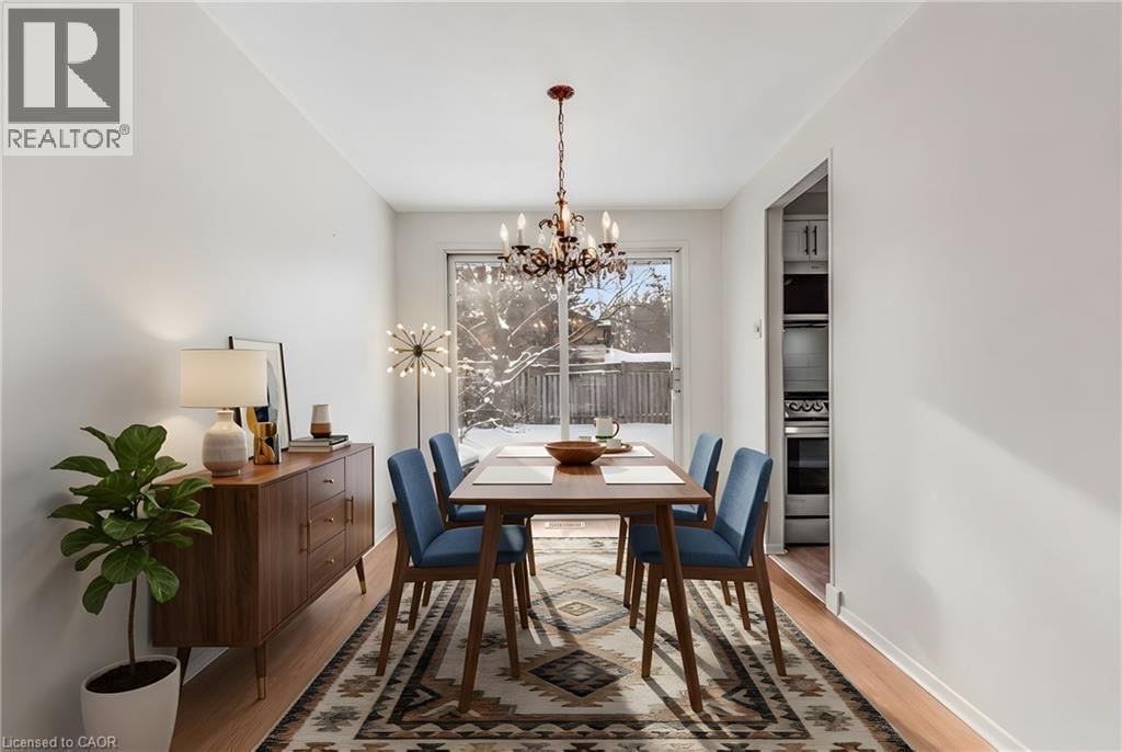 111 MANOR DRIVE Image 11