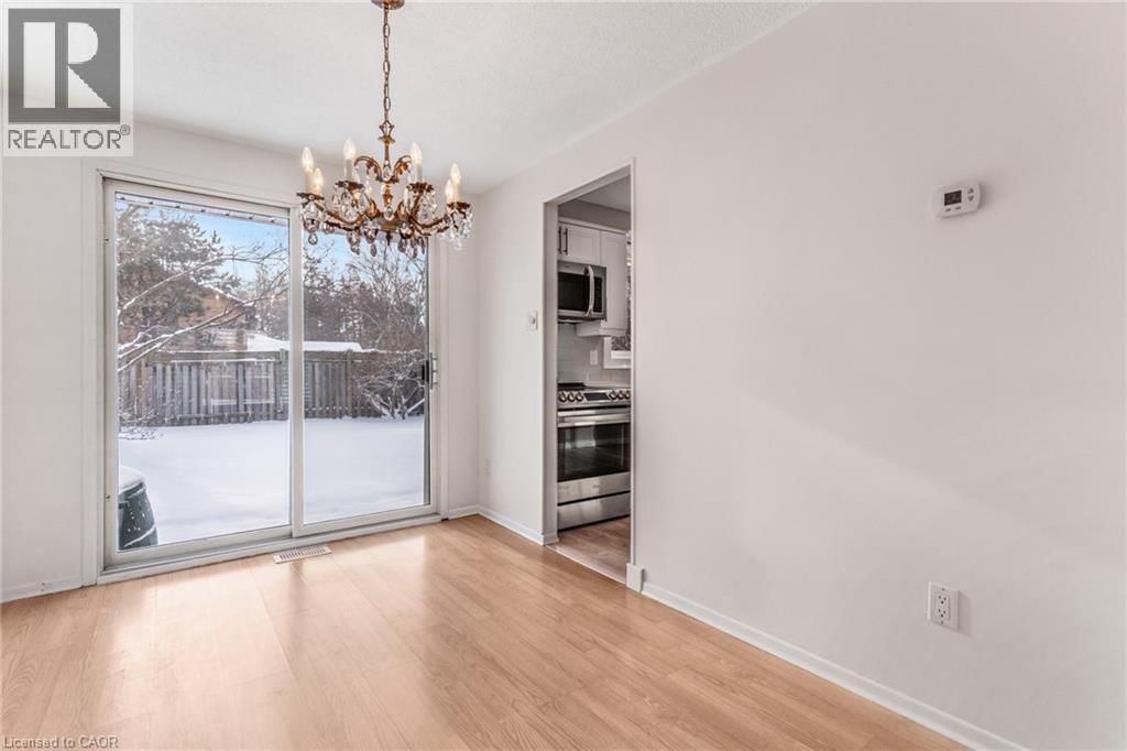 111 MANOR DRIVE Image 13