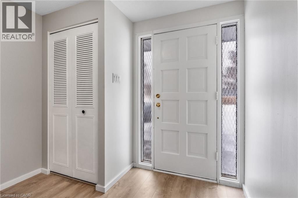 111 MANOR DRIVE Image 2