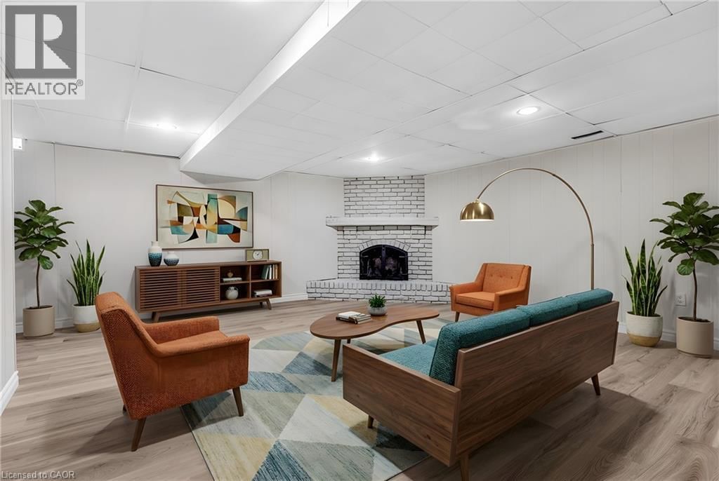 111 MANOR DRIVE Image 39