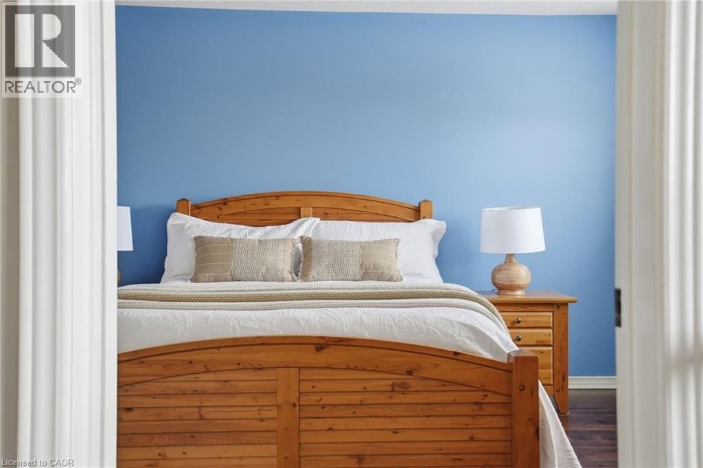 73 RILEY STREET Image 17