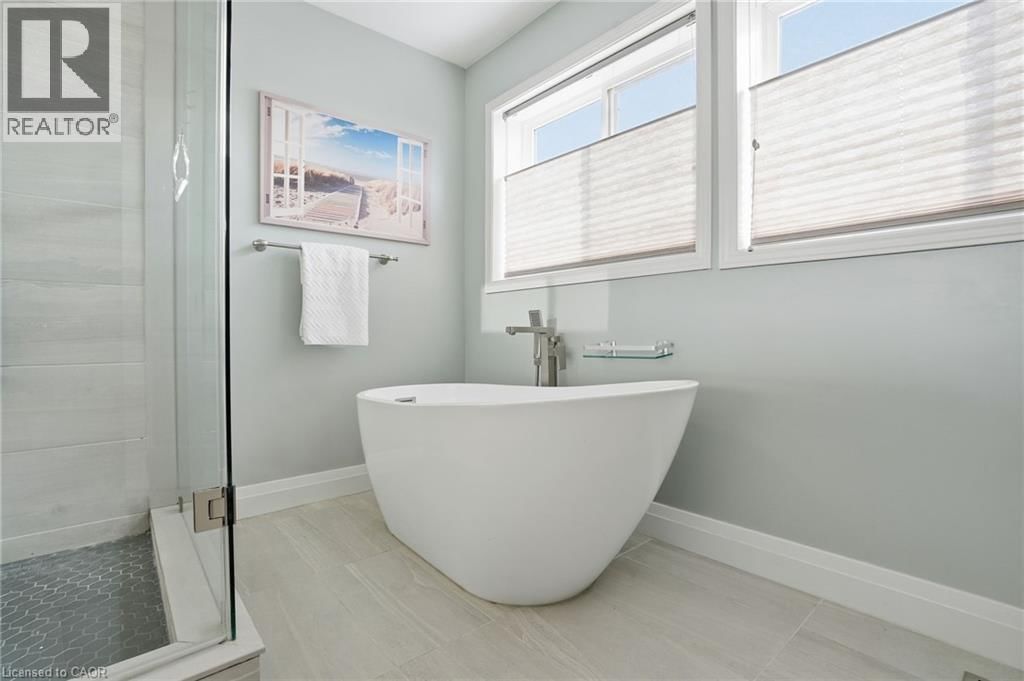 73 RILEY STREET Image 21