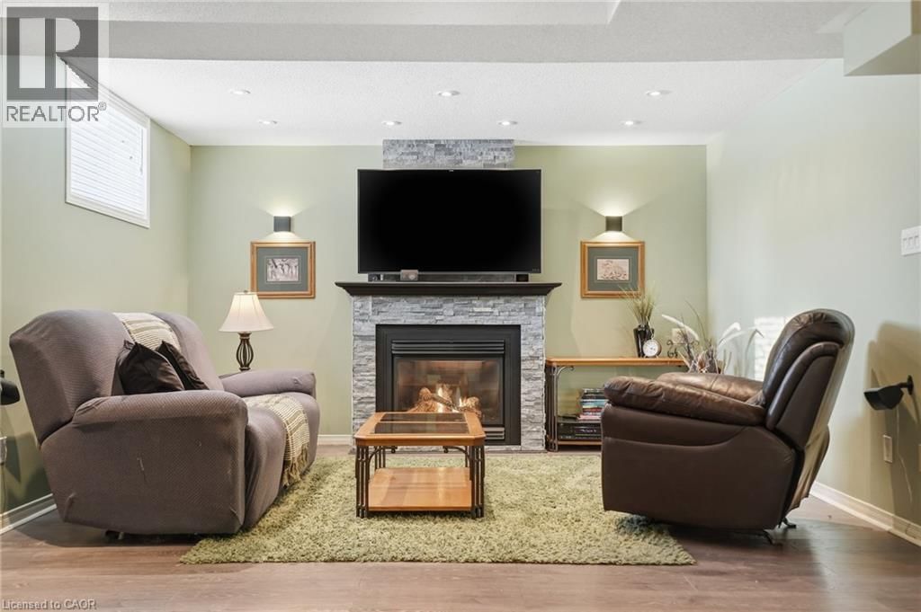 73 RILEY STREET Image 29