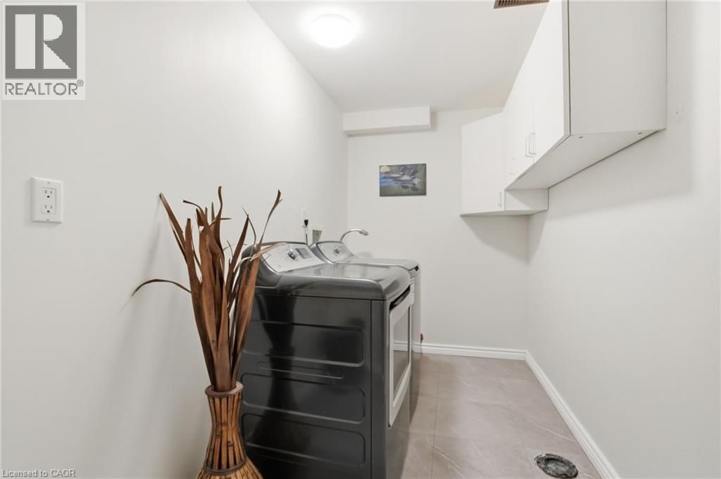 73 RILEY STREET Image 34