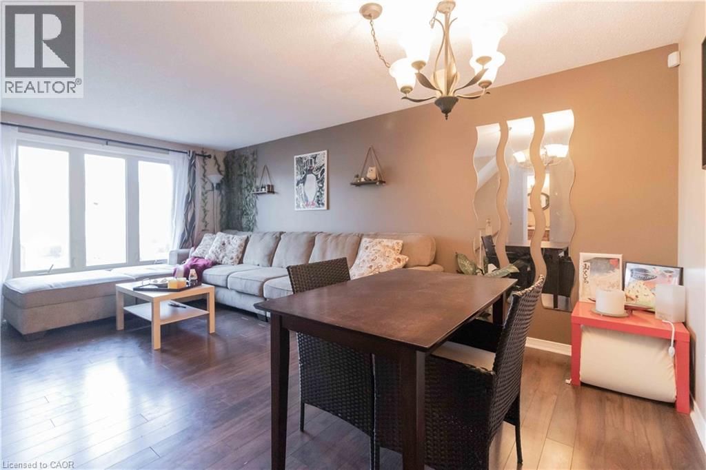 532 PENNY LANE Image 10