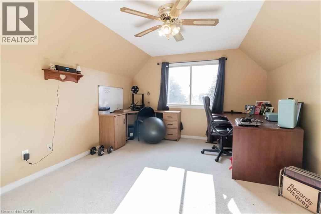 532 PENNY LANE Image 20