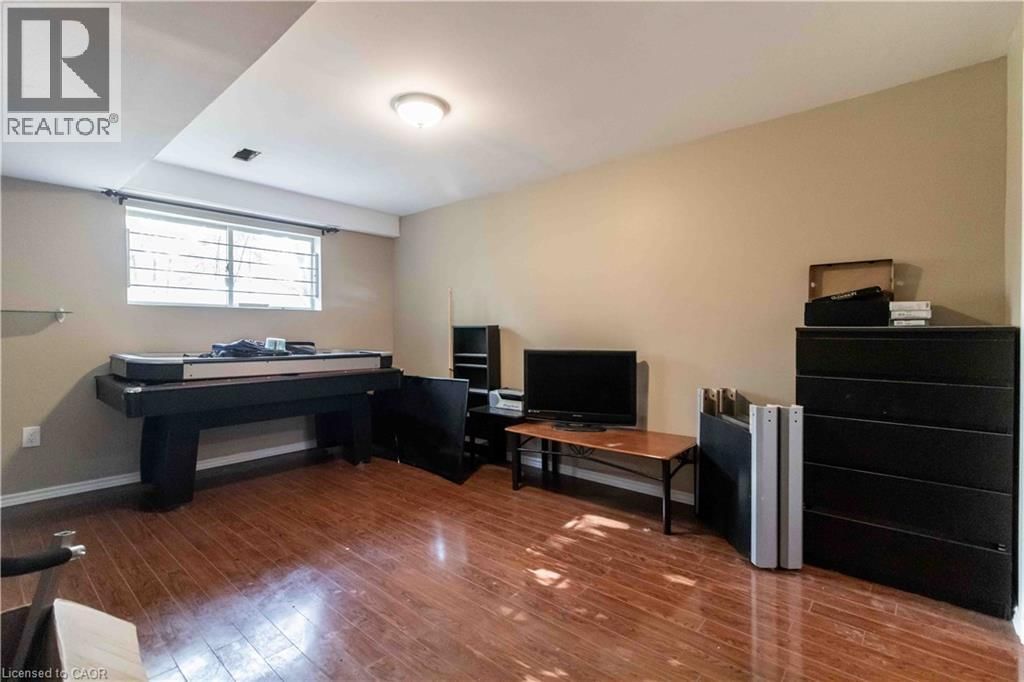 532 PENNY LANE Image 24