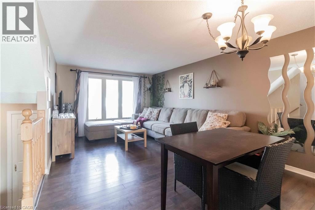 532 PENNY LANE Image 26