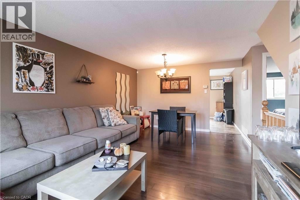 532 PENNY LANE Image 5