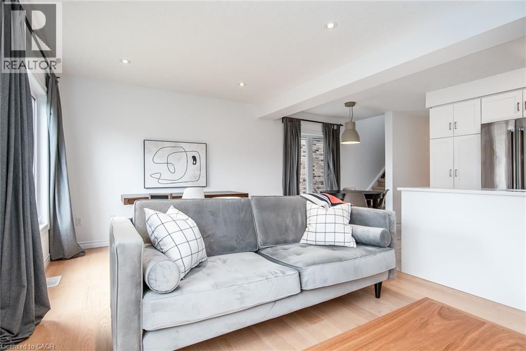 143 WILLIAM STREET Image 10