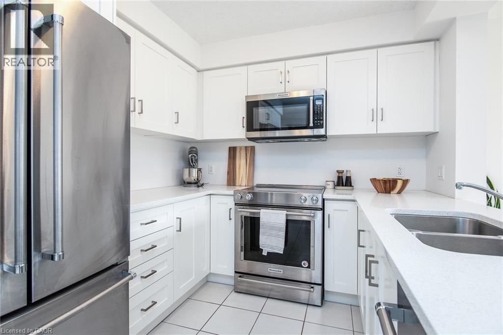 143 WILLIAM STREET Image 17