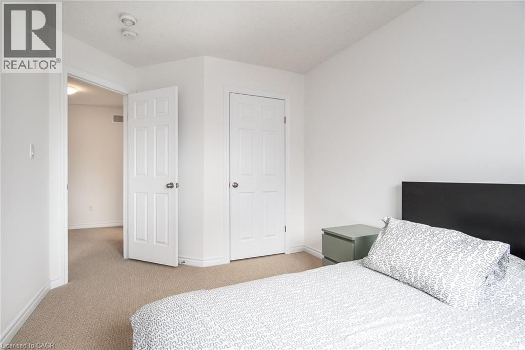 143 WILLIAM STREET Image 32